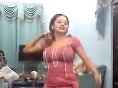 My Big Boobed Pakistani Girlfriend Knows How To Dance